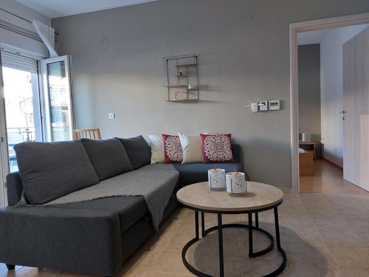 Ρετιρέ Στο Κέντρο Της Κατερίνης Apartamento Exterior foto