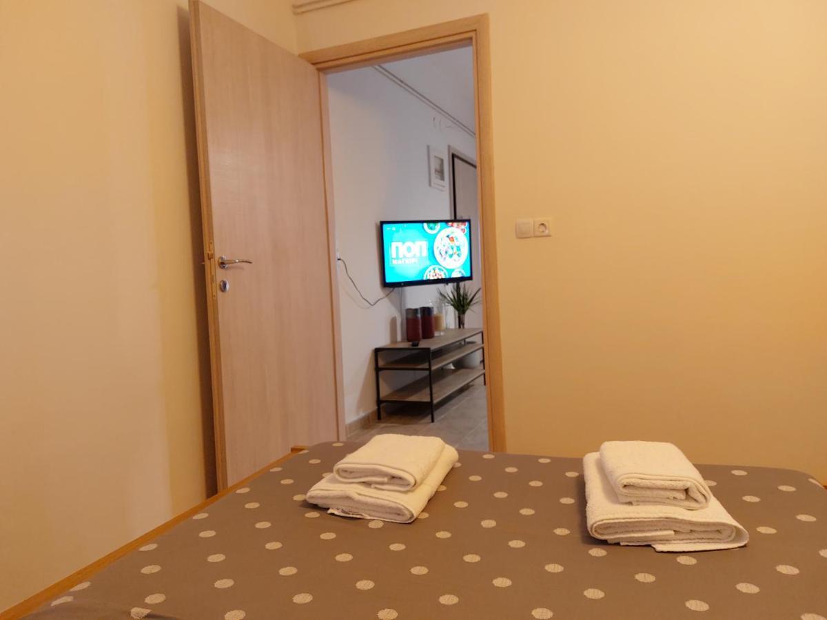 Ρετιρέ Στο Κέντρο Της Κατερίνης Apartamento Exterior foto