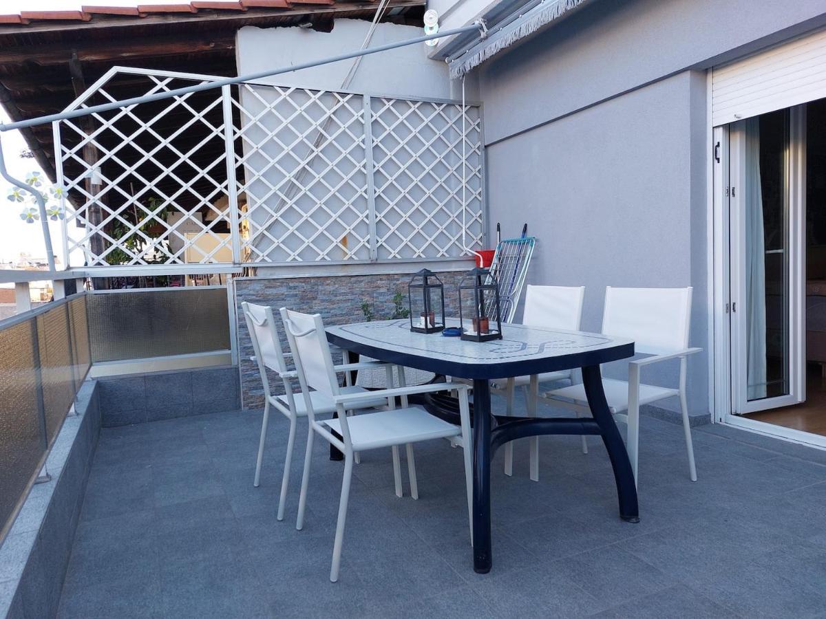 Ρετιρέ Στο Κέντρο Της Κατερίνης Apartamento Exterior foto