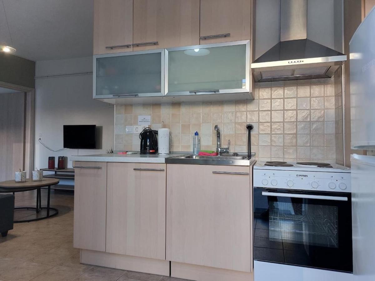 Ρετιρέ Στο Κέντρο Της Κατερίνης Apartamento Exterior foto