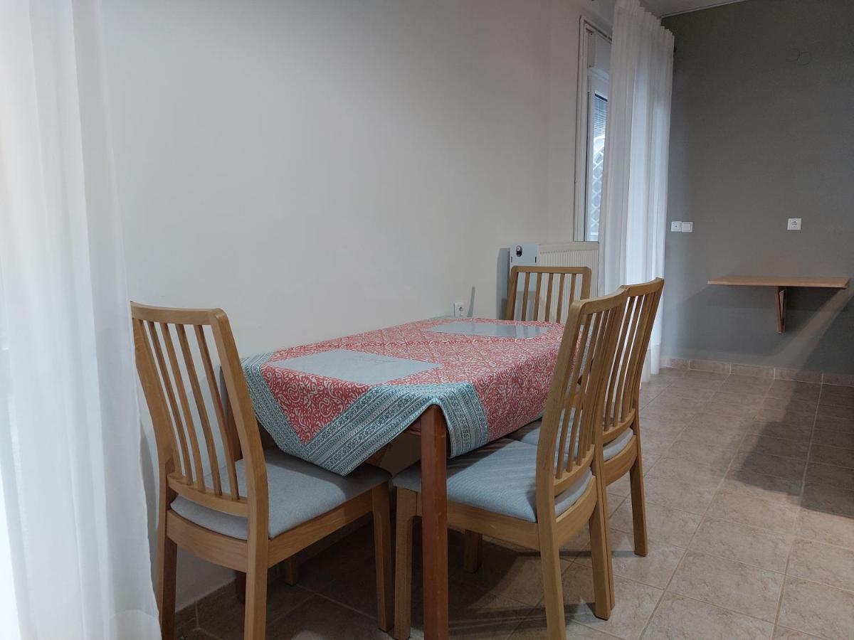 Ρετιρέ Στο Κέντρο Της Κατερίνης Apartamento Exterior foto